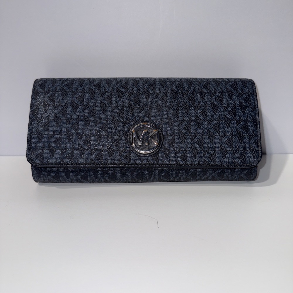 Michael Kors Jet Set Travel Signature Logo Flap Wallet Navy Blue Continental